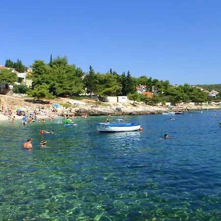 Otok Τρογκίρ