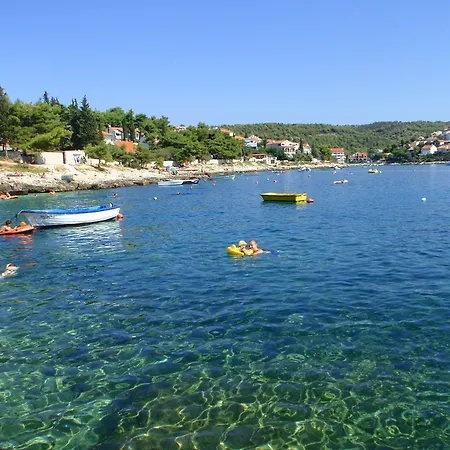 Otok Apartment *