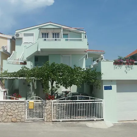 Otok Daire Trogir