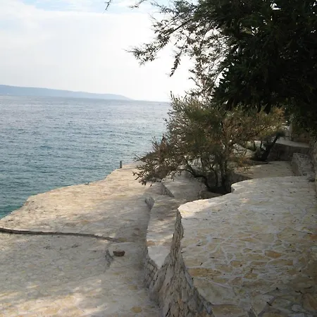 Otok Apartment *