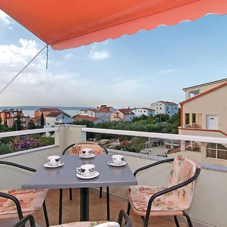 Apartment Otok Trogir