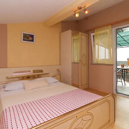 Apartment Otok