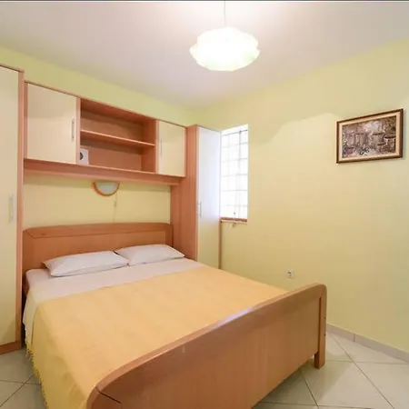 Apartment Otok *