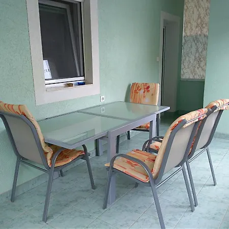 Apartment Otok Trogir